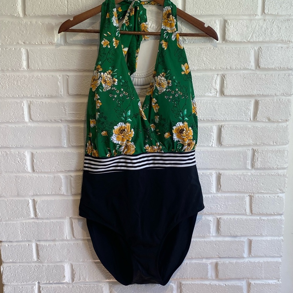 GILI swimsuit one piece 18w floral retro neck tie one piece plus size NWT